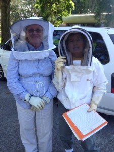 Many thanks to Susan Harris for organizing Nuc Day 2014 (seen here with member, Mary Pennell)!  Great job!